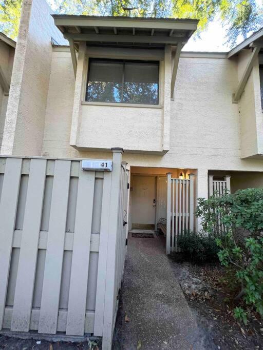 Spacious, Cozy Villa W/Parking In Coligny Villas 힐튼 헤드 아일랜드 외부 사진