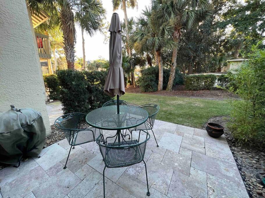 Spacious, Cozy Villa W/Parking In Coligny Villas 힐튼 헤드 아일랜드 외부 사진
