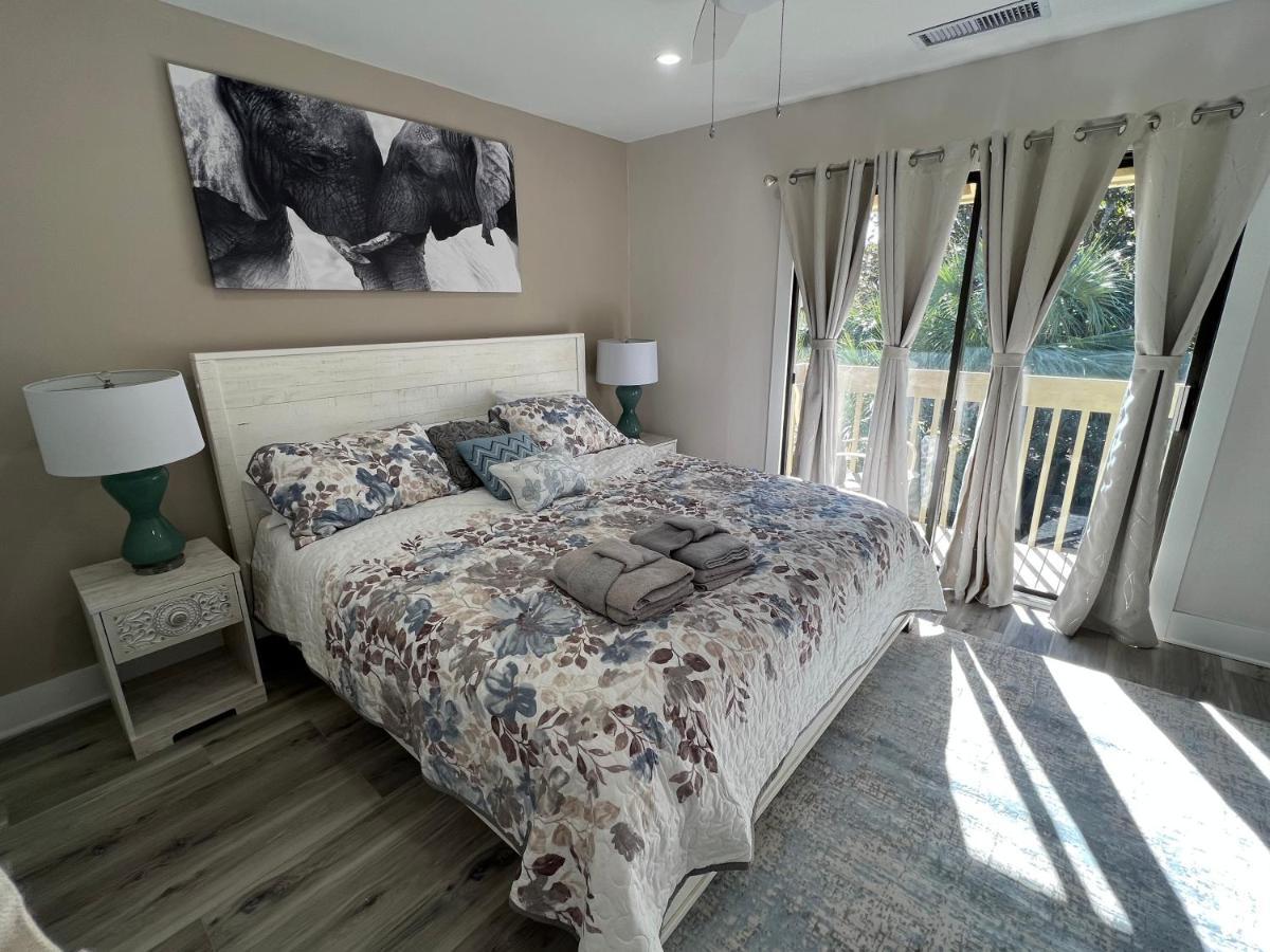 Spacious, Cozy Villa W/Parking In Coligny Villas 힐튼 헤드 아일랜드 외부 사진