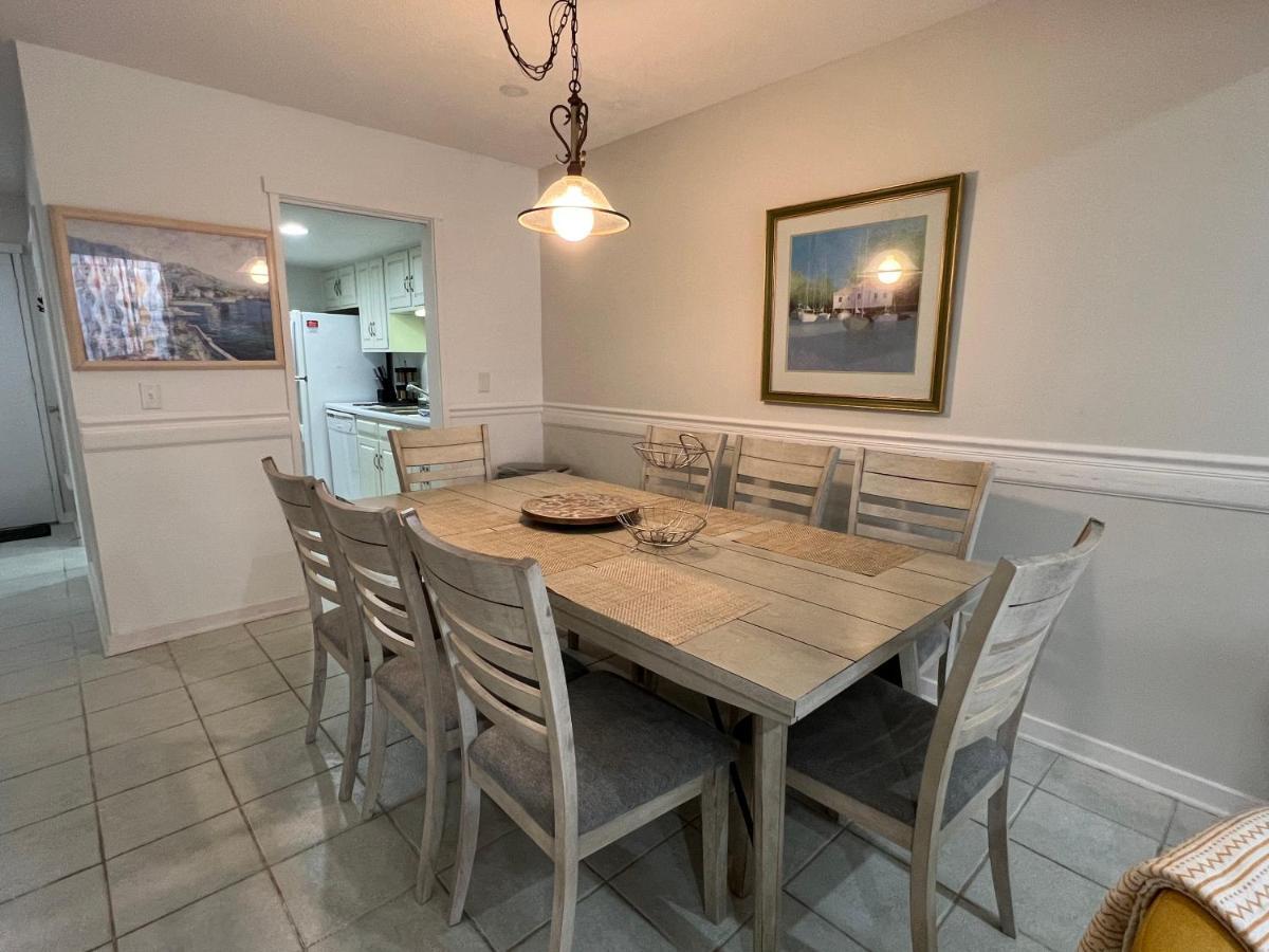 Spacious, Cozy Villa W/Parking In Coligny Villas 힐튼 헤드 아일랜드 외부 사진