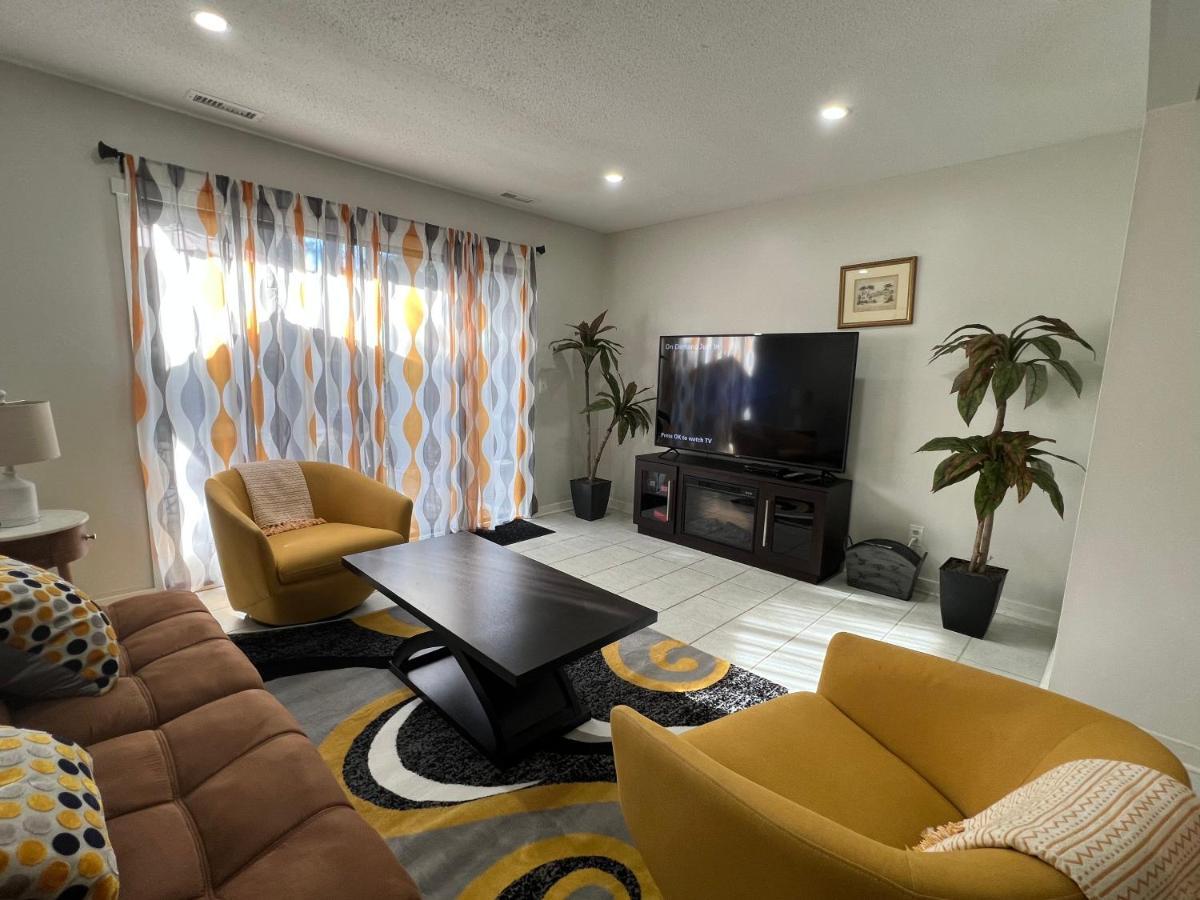 Spacious, Cozy Villa W/Parking In Coligny Villas 힐튼 헤드 아일랜드 외부 사진